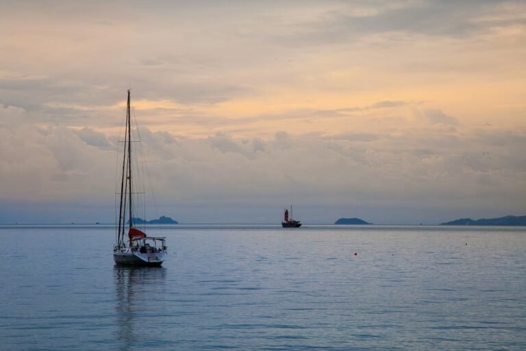privilege-ezra-beach-boat