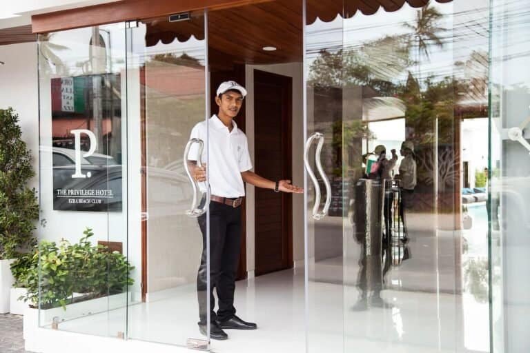 privilege-ezra-lobby-entrance